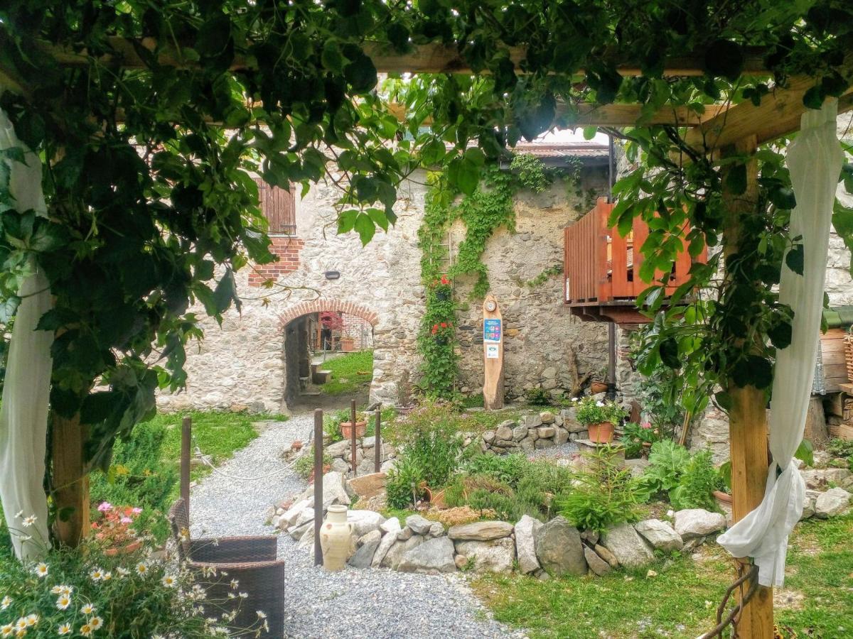 B&B L'Abric - Centro Storico Di Limonetto 리모네피에몬테 외부 사진